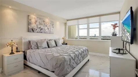 3140 S Ocean Drive (Avail Now- Nov 15, 2026) Hallandale Beach FL 33009