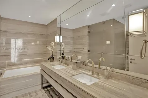 18975 Collins Avenue Sunny Isles Beach FL 33160