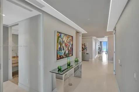 18975 Collins Avenue Sunny Isles Beach FL 33160