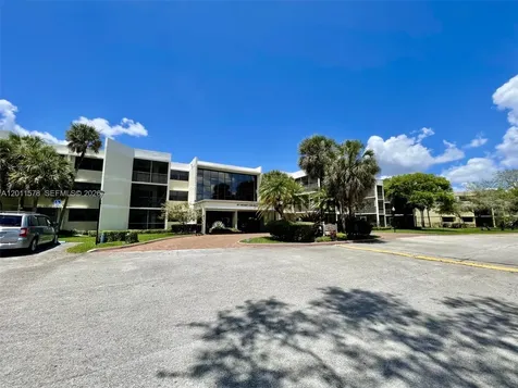 491 Racquet Club Road Weston FL 33326