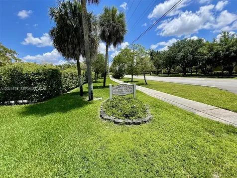 491 Racquet Club Road Weston FL 33326