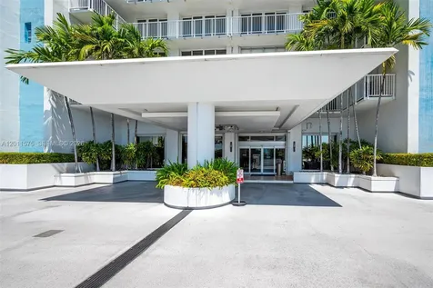 881 Ocean Drive Key Biscayne FL 33149