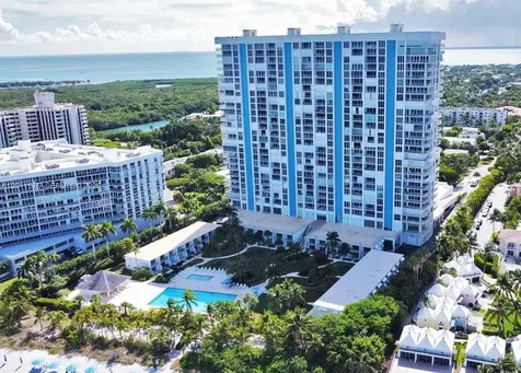 881 Ocean Drive Key Biscayne FL 33149