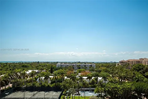 881 Ocean Drive Key Biscayne FL 33149