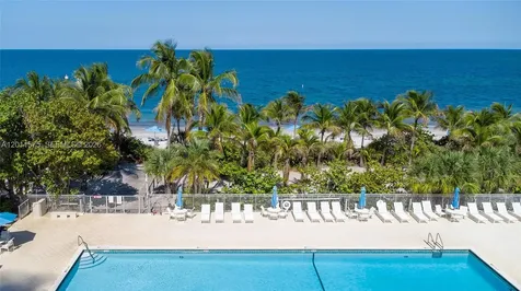 881 Ocean Drive Key Biscayne FL 33149