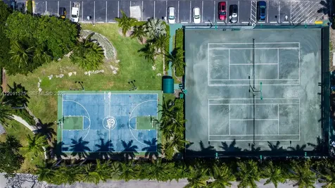 881 Ocean Drive Key Biscayne FL 33149