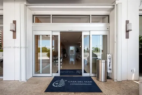 881 Ocean Drive Key Biscayne FL 33149