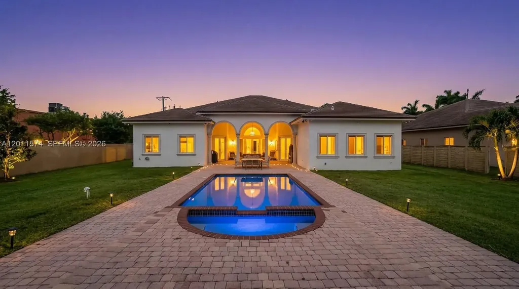 4025 SW 128th Avenue Miami FL 33175