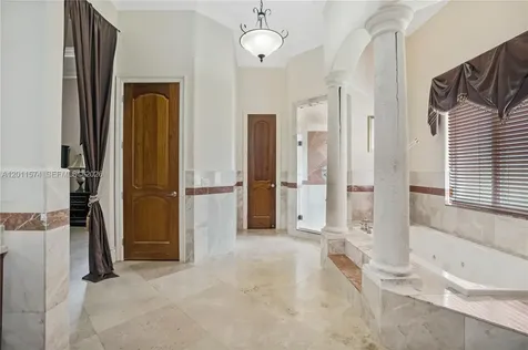 4025 SW 128th Avenue Miami FL 33175