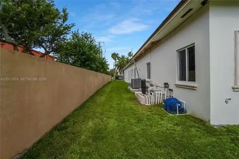 4025 SW 128th Avenue Miami FL 33175