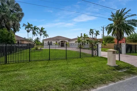 4025 SW 128th Avenue Miami FL 33175