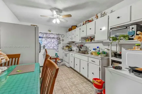 519 NW 10th Avenue Miami FL 33136