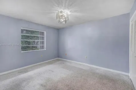 519 NW 10th Avenue Miami FL 33136