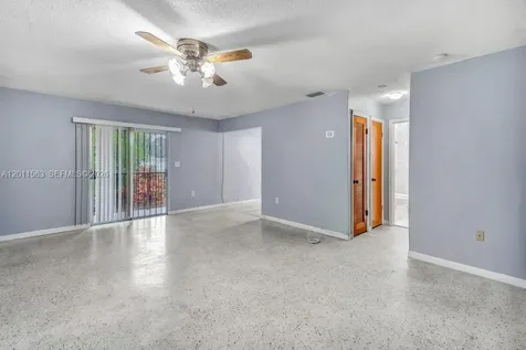 519 NW 10th Avenue Miami FL 33136