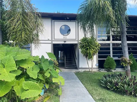 911 NE 199th Street Miami FL 33179