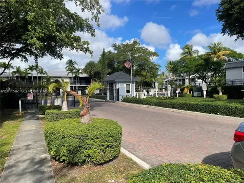 911 NE 199th Street Miami FL 33179