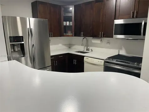911 NE 199th Street Miami FL 33179