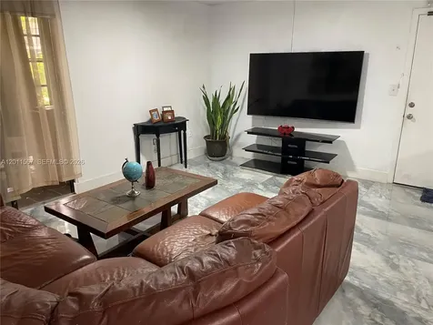 911 NE 199th Street Miami FL 33179