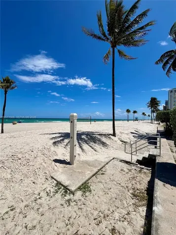 1801 S Ocean Drive Hollywood FL 33019