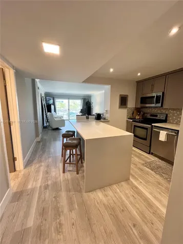 1801 S Ocean Drive Hollywood FL 33019