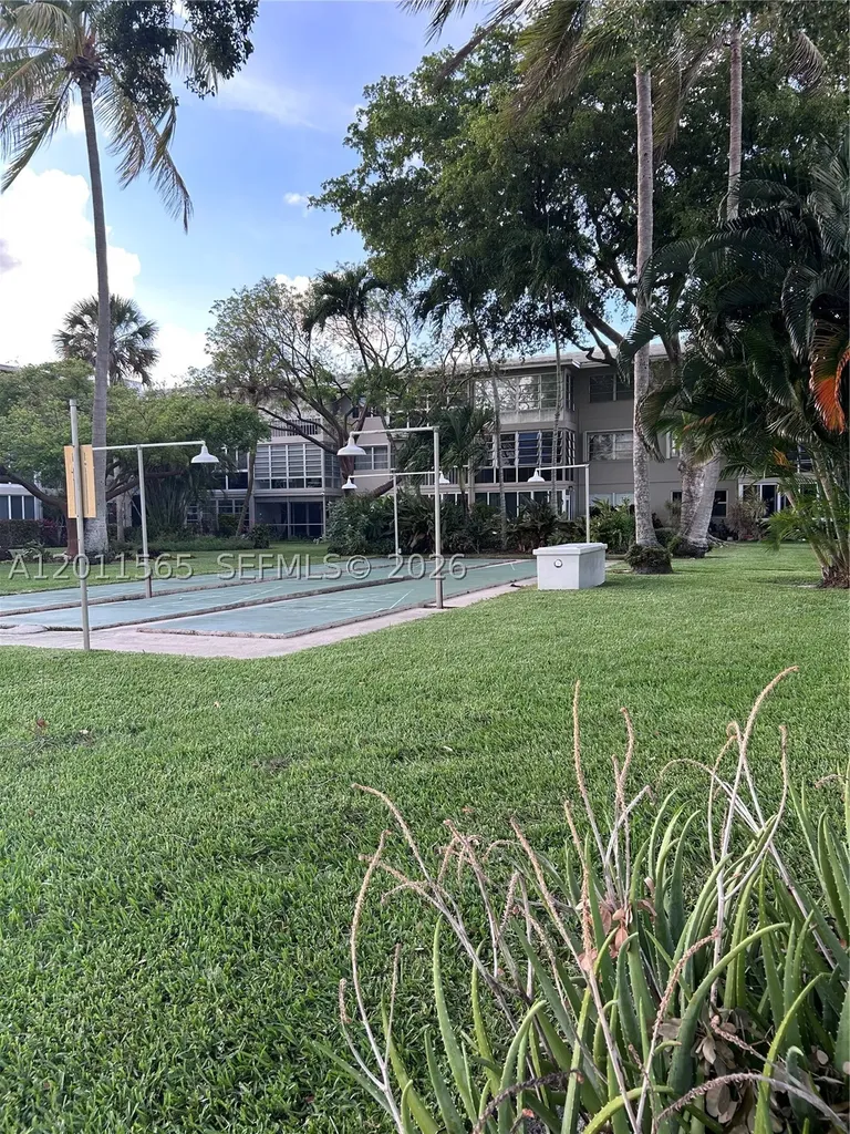 1000 SW 12th Street Fort Lauderdale FL 33315