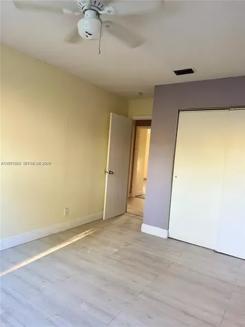 906 SW 74th Avenue North Lauderdale FL 33068