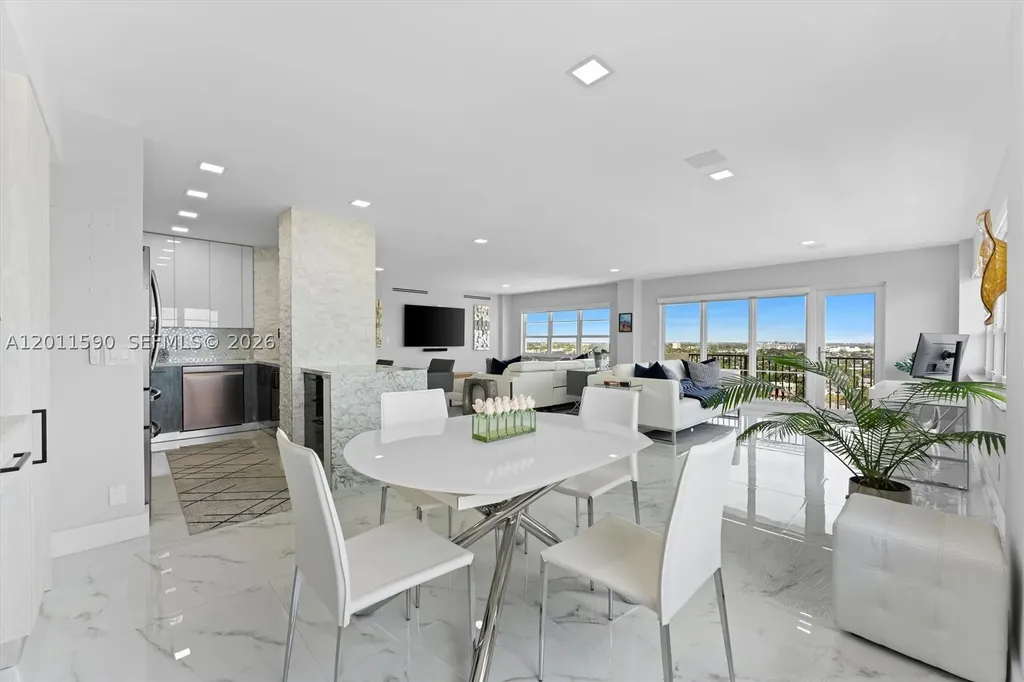 340 Sunset Drive Fort Lauderdale FL 33301