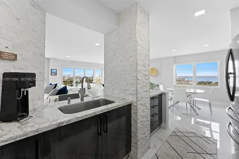 340 Sunset Drive Fort Lauderdale FL 33301