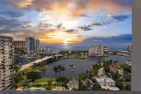 340 Sunset Drive Fort Lauderdale FL 33301