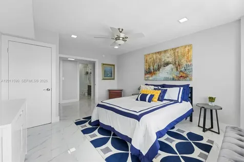 340 Sunset Drive Fort Lauderdale FL 33301
