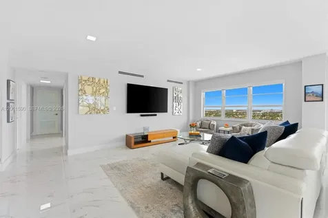 340 Sunset Drive Fort Lauderdale FL 33301