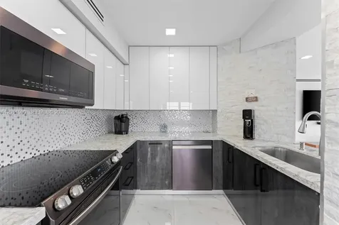 340 Sunset Drive Fort Lauderdale FL 33301