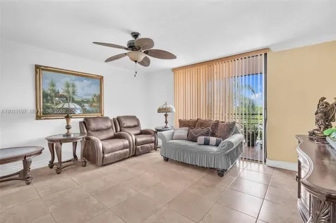 1200 Saint Charles Place Pembroke Pines FL 33026