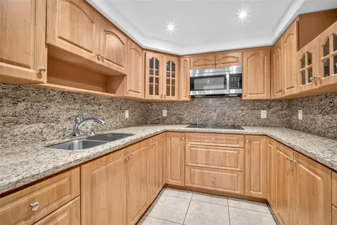 1200 Saint Charles Place Pembroke Pines FL 33026