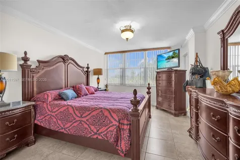 1200 Saint Charles Place Pembroke Pines FL 33026