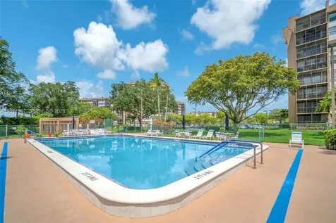 1200 Saint Charles Place Pembroke Pines FL 33026