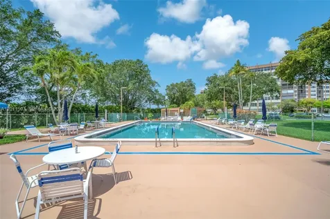 1200 Saint Charles Place Pembroke Pines FL 33026
