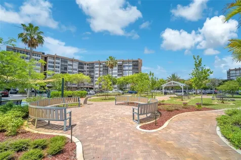 1200 Saint Charles Place Pembroke Pines FL 33026