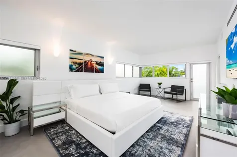 1785 Fairhaven Place Miami FL 33133