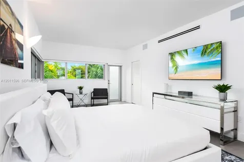 1785 Fairhaven Place Miami FL 33133