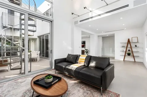 1785 Fairhaven Place Miami FL 33133