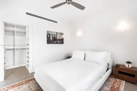1785 Fairhaven Place Miami FL 33133