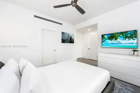 1785 Fairhaven Place Miami FL 33133