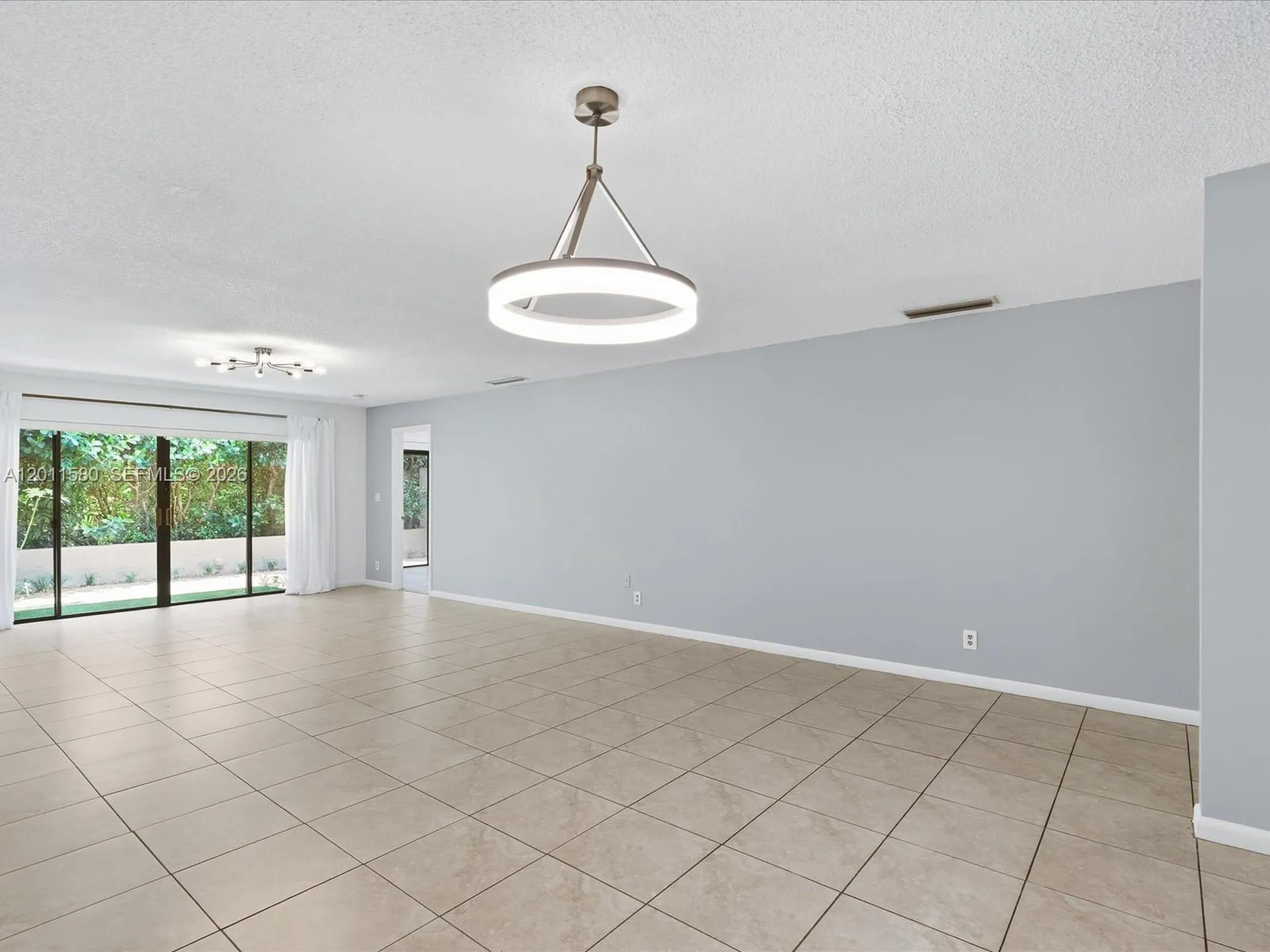 110 Dunwoody Lane Hollywood FL 33021