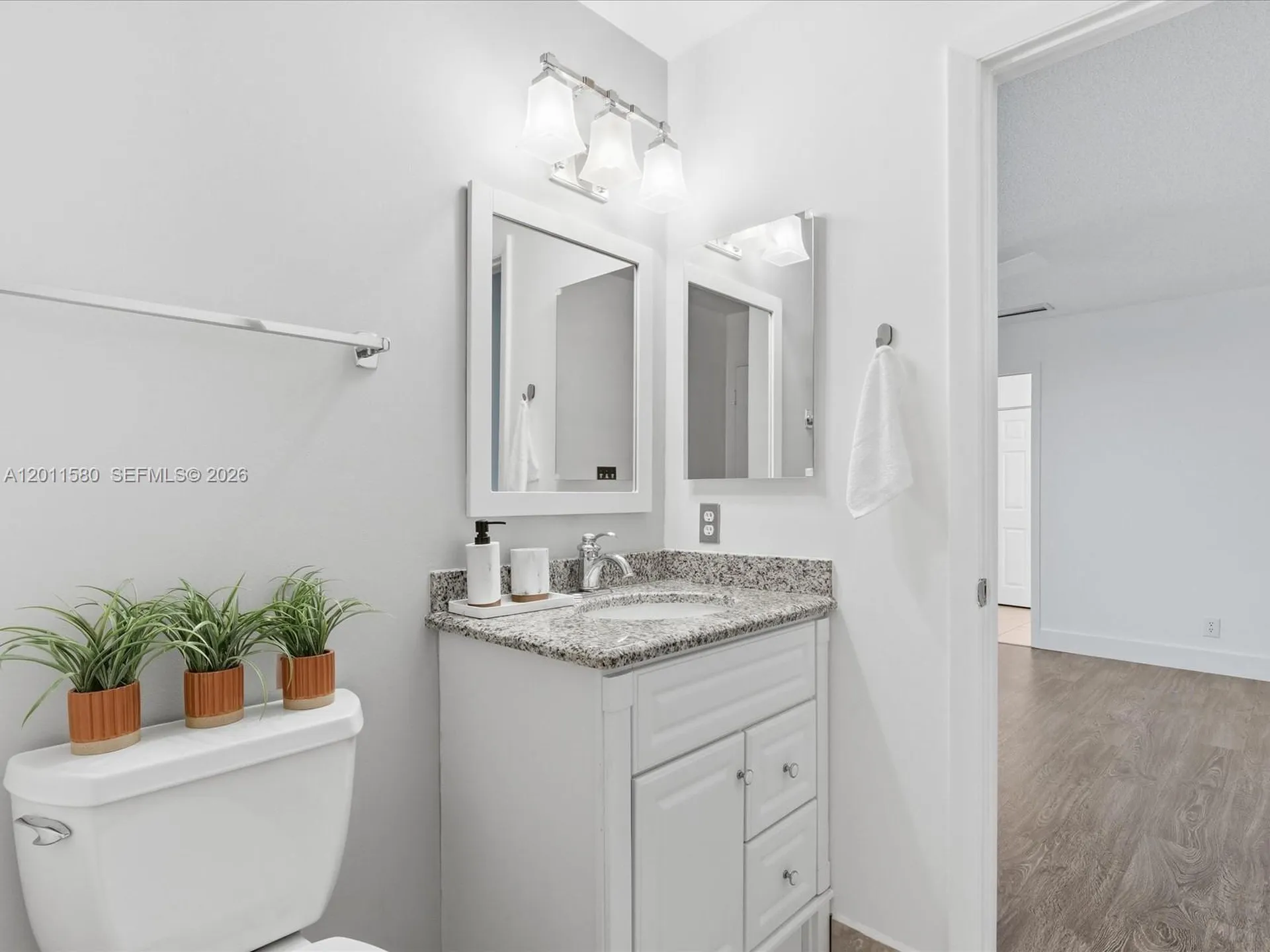 110 Dunwoody Lane Hollywood FL 33021