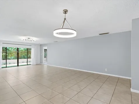 110 Dunwoody Lane Hollywood FL 33021