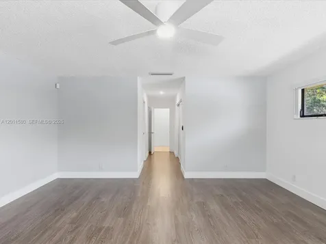 110 Dunwoody Lane Hollywood FL 33021