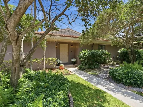 110 Dunwoody Lane Hollywood FL 33021