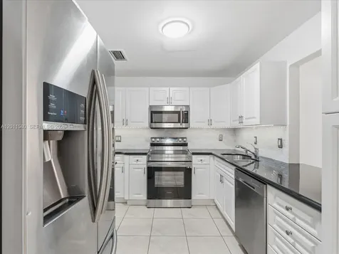 110 Dunwoody Lane Hollywood FL 33021