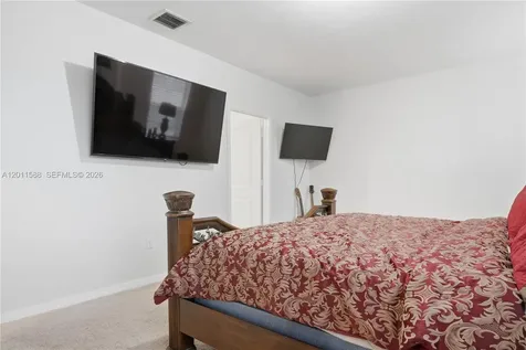 439 NE 6th Place Florida City FL 33034
